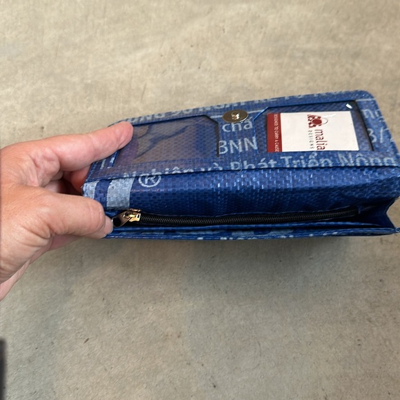 New wallet- made from recycled feedbags. - Picture 4 of 4